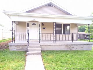 1102 West Street, New Albany, IN 47150