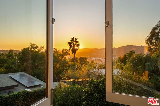 2415 Hines Drive, Los Angeles, CA 90065