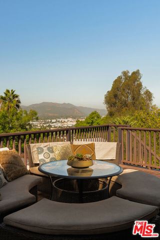 2415 Hines Drive, Los Angeles, CA 90065