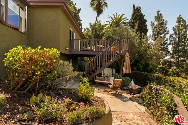 2415 Hines Drive, Los Angeles, CA 90065