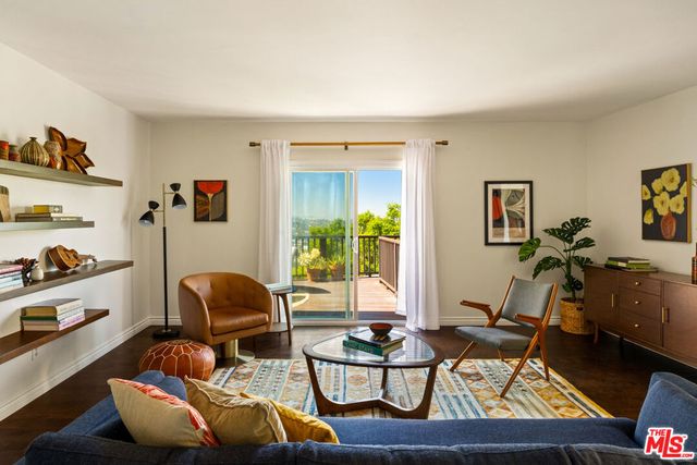 2415 Hines Drive, Los Angeles, CA 90065