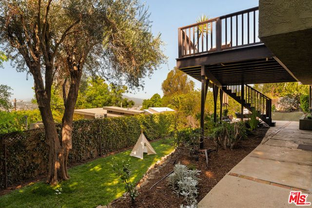 2415 Hines Drive, Los Angeles, CA 90065