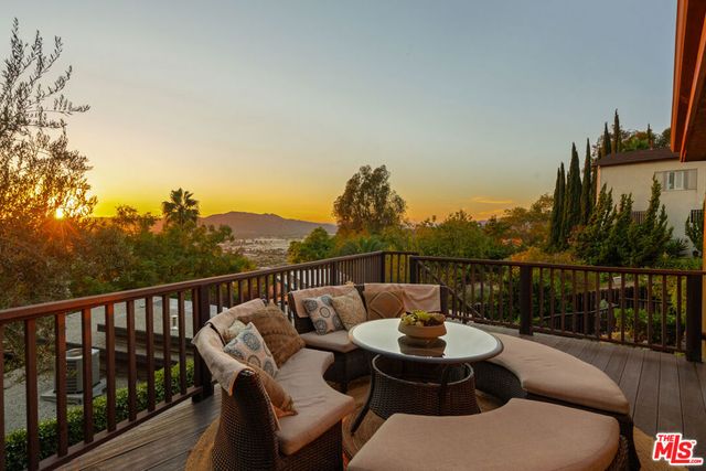 2415 Hines Drive, Los Angeles, CA 90065