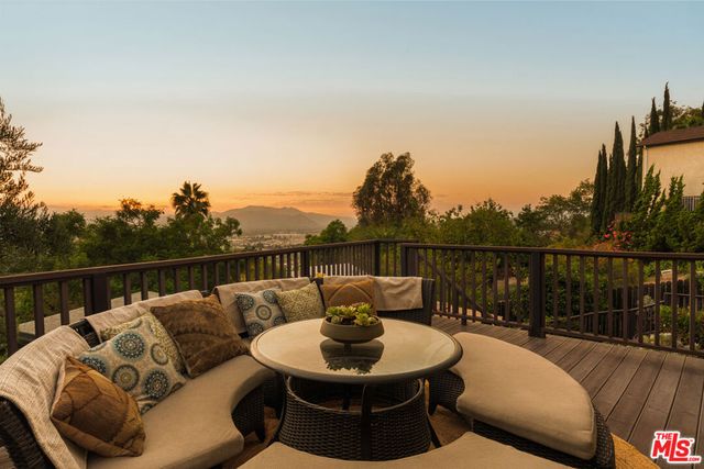 2415 Hines Drive, Los Angeles, CA 90065