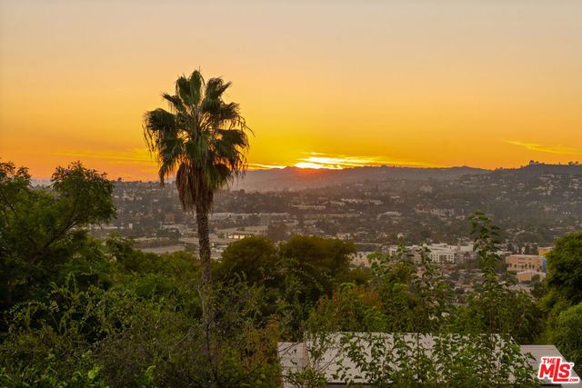 2415 Hines Drive, Los Angeles, CA 90065