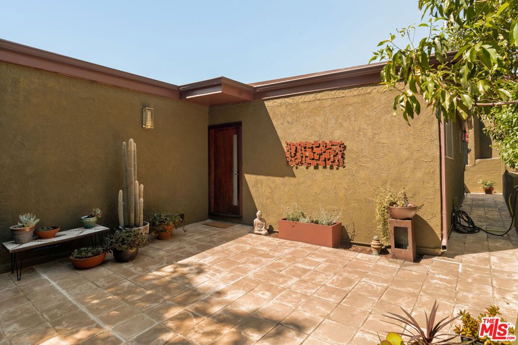 2415 Hines Drive, Los Angeles, CA 90065 — photo 3