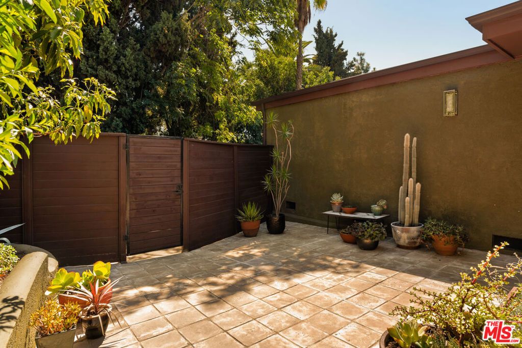 2415 Hines Drive, Los Angeles, CA 90065 — photo 4