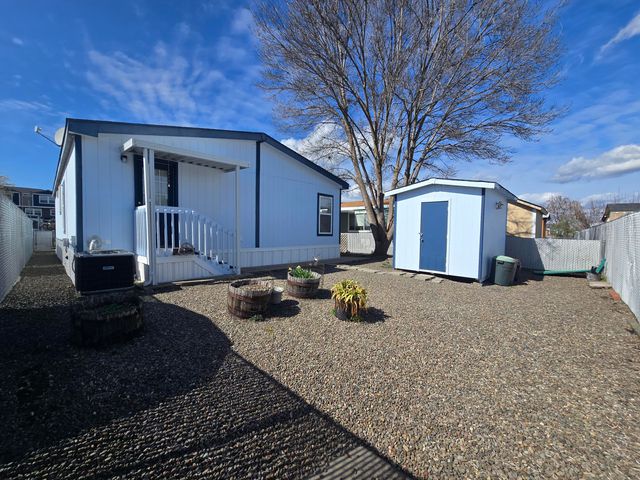 3501 Avenue C SPC 19, White City, OR 97503