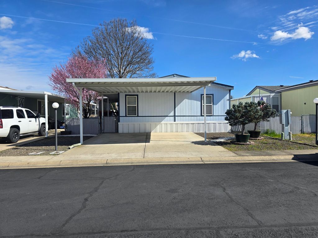 3501 Avenue C SPC 19, White City, OR 97503