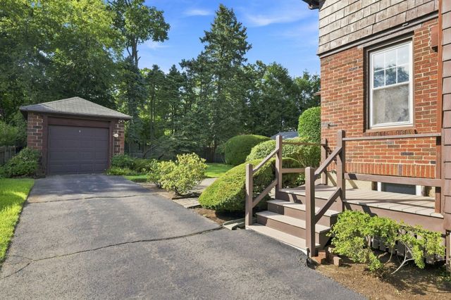 5 Weston Road, Marblehead, MA 01945