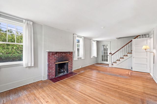 5 Weston Road, Marblehead, MA 01945