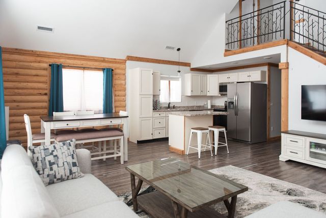 2909 Elderberry Avenue 7, Red Lodge, MT 59068