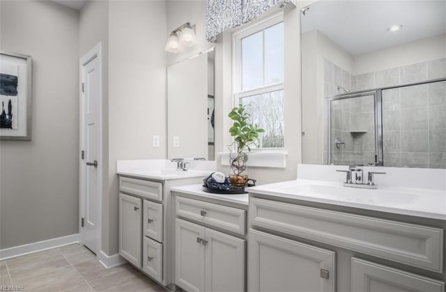 2153 Mainsail DR, Carrollton, VA 23314