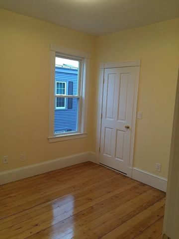507 E 3rd St 3, Boston, MA 02127