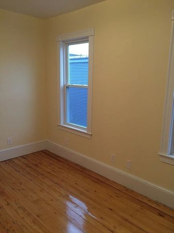 507 E 3rd St 3, Boston, MA 02127