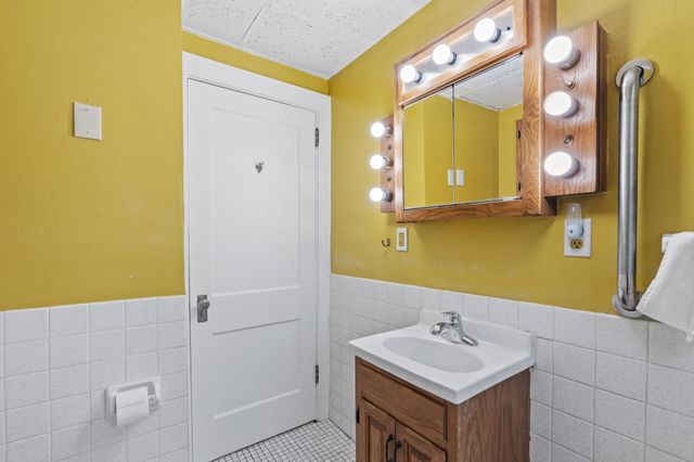 4123 Russell Avenue N, Minneapolis, MN 55412