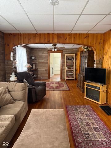 2120 George Street, Anderson, IN 46016