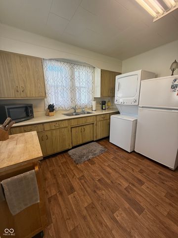 2120 George Street, Anderson, IN 46016