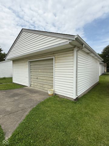 2120 George Street, Anderson, IN 46016