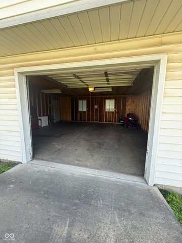 2120 George Street, Anderson, IN 46016