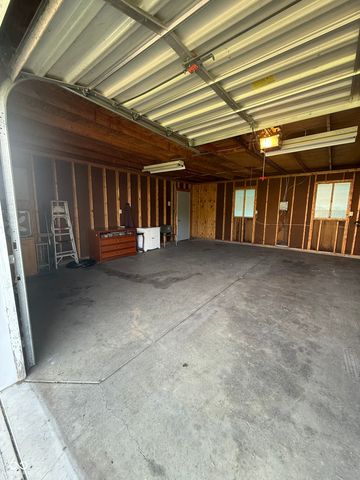 2120 George Street, Anderson, IN 46016