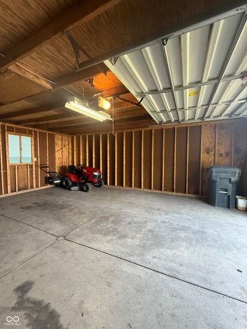 2120 George Street, Anderson, IN 46016