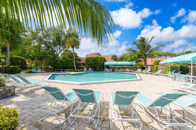 22545 Meridiana Drive, Boca Raton, FL 33433