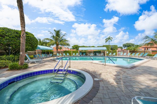 22545 Meridiana Drive, Boca Raton, FL 33433