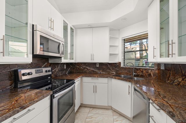 22545 Meridiana Drive, Boca Raton, FL 33433