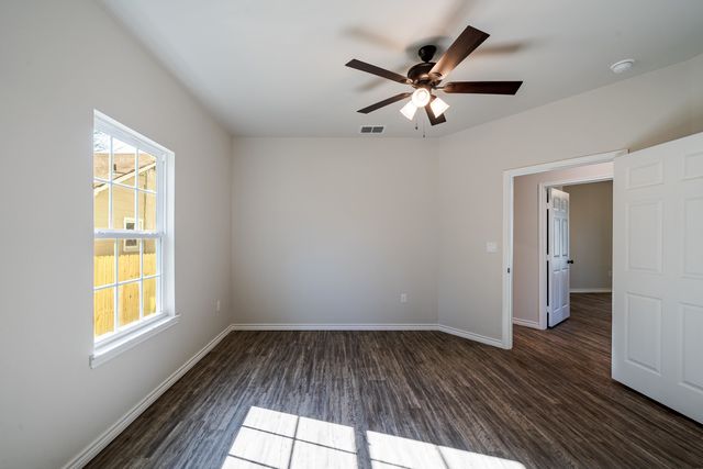 106 N Paul St., Gladewater, TX 75647