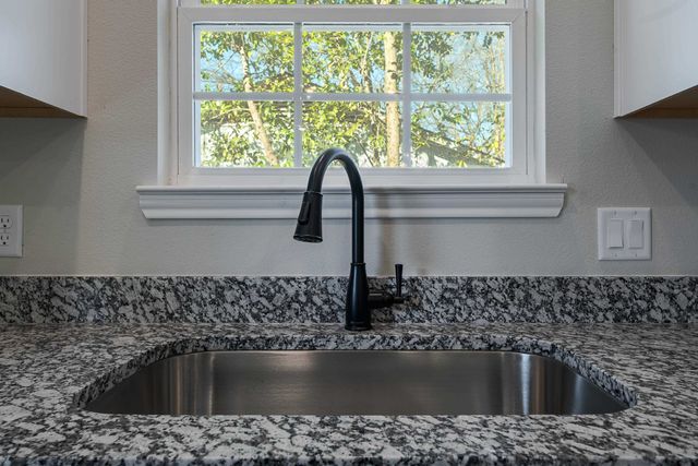 106 N Paul St., Gladewater, TX 75647