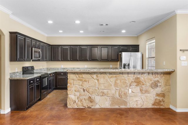 305 Capps Drive, College Station, TX 77845