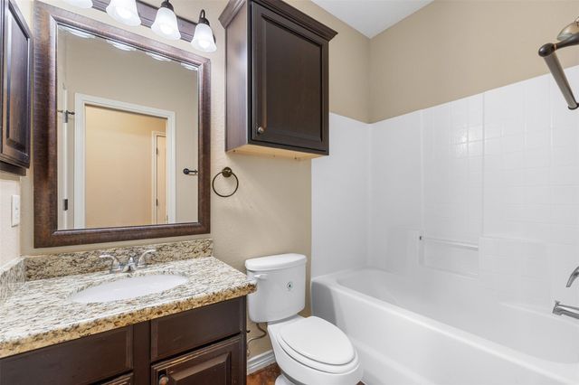 305 Capps Drive, College Station, TX 77845