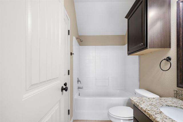 305 Capps Drive, College Station, TX 77845