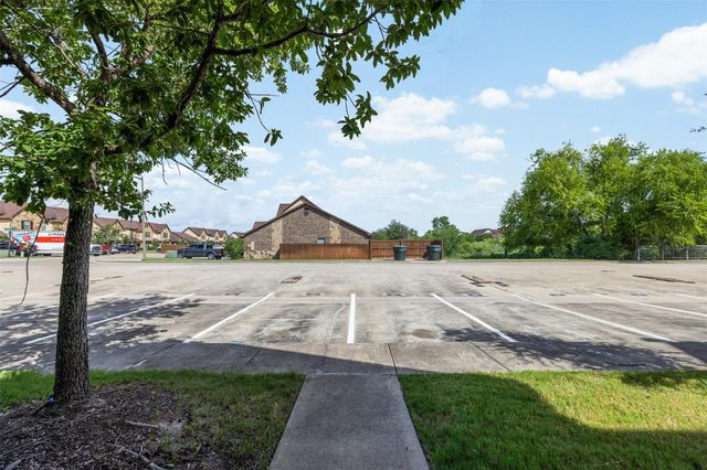 305 Capps Drive, College Station, TX 77845