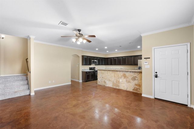 305 Capps Drive, College Station, TX 77845