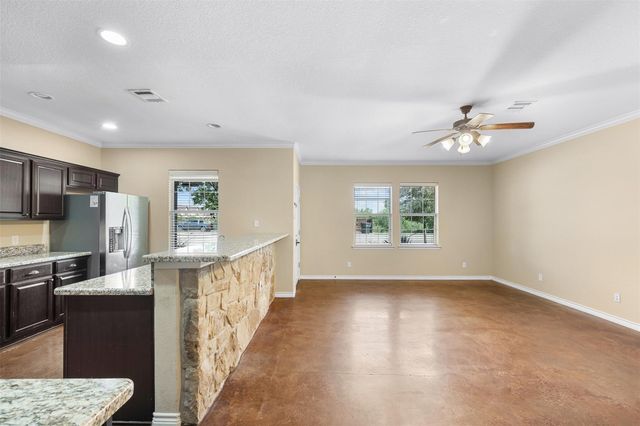 305 Capps Drive, College Station, TX 77845
