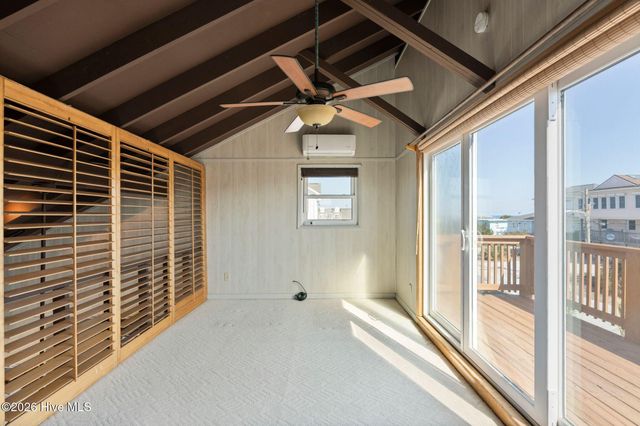 714 Ocean Boulevard, Holly Ridge, NC 28445