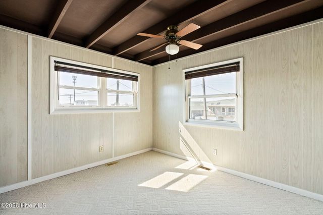 714 Ocean Boulevard, Holly Ridge, NC 28445