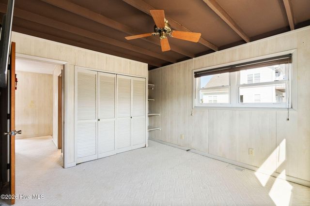 714 Ocean Boulevard, Holly Ridge, NC 28445