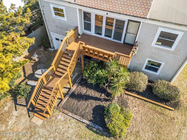 714 Ocean Boulevard, Holly Ridge, NC 28445