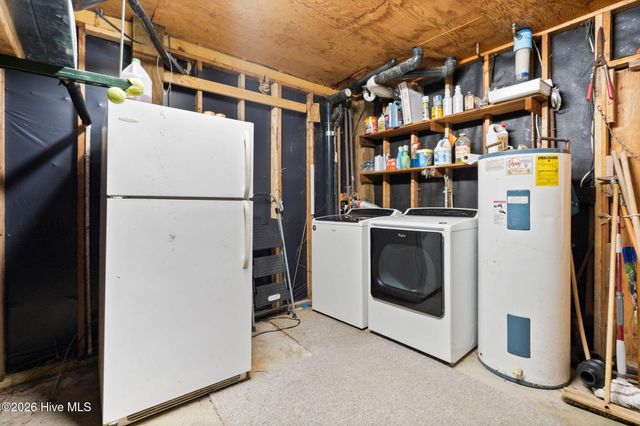 714 Ocean Boulevard, Holly Ridge, NC 28445