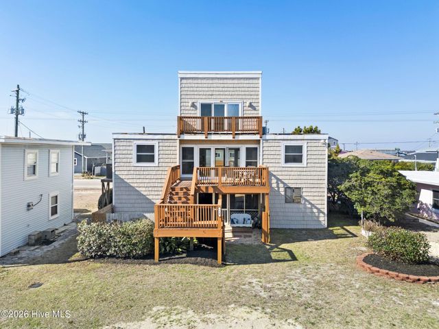 714 Ocean Boulevard, Holly Ridge, NC 28445
