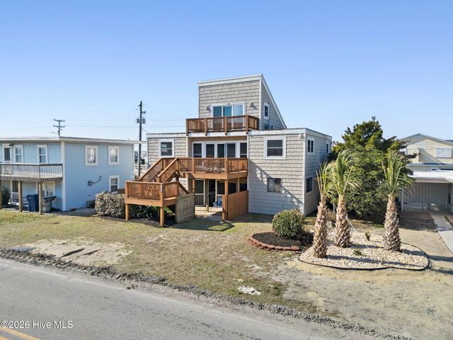 714 Ocean Boulevard, Holly Ridge, NC 28445