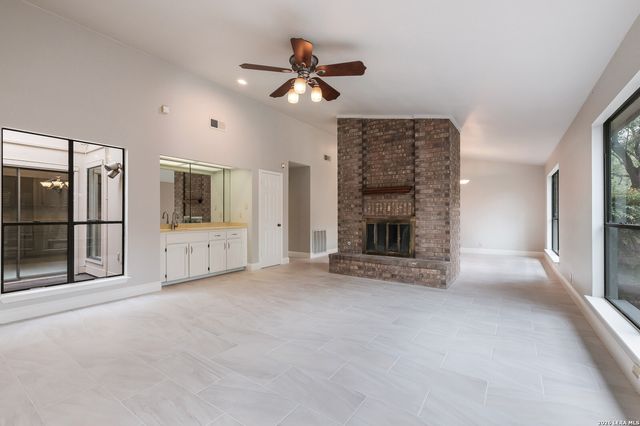 12503 Enfield Park, San Antonio, TX 78232