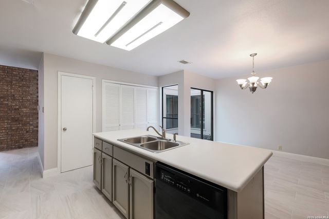 12503 Enfield Park, San Antonio, TX 78232