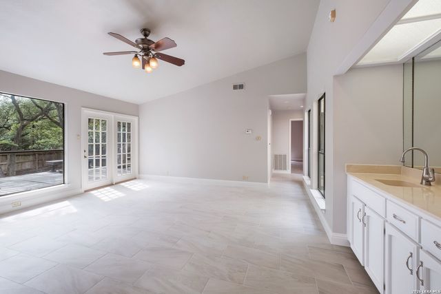 12503 Enfield Park, San Antonio, TX 78232