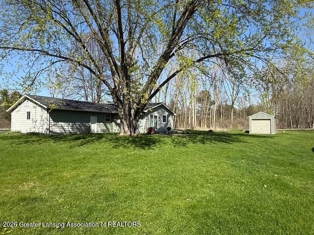 7895 W Herbison Road, Grand Ledge, MI 48837