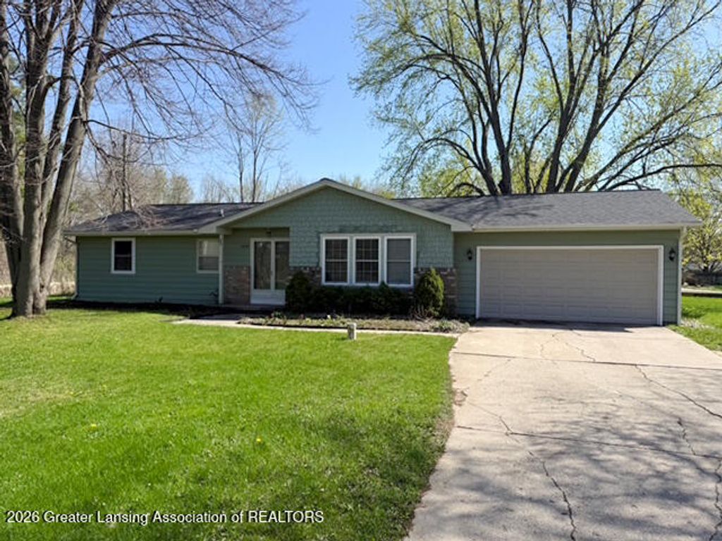 7895 W Herbison Road, Grand Ledge, MI 48837