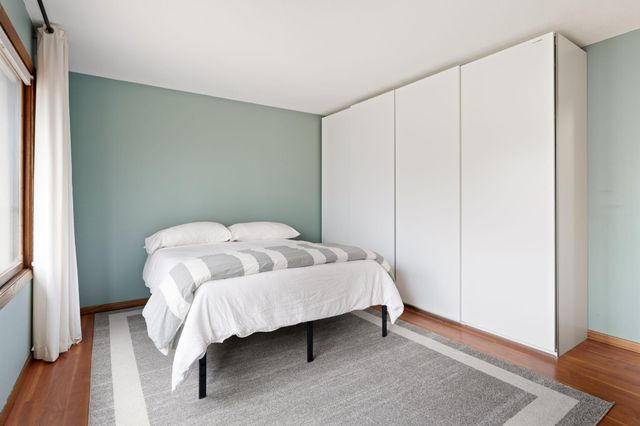 16102 18th Place N, Plymouth, MN 55447